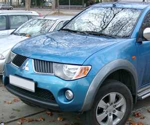 Recon Mitsubishi L Engine