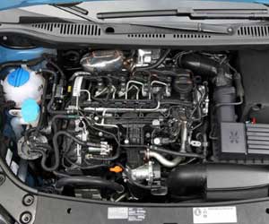 VW Caddy Engine